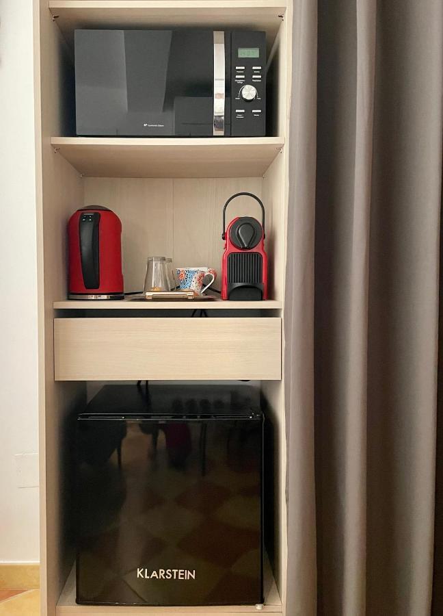 Pila & Bed Montpellier Centre Corum Comedie - Chambre Calme Climatisee - Quiet Air-Conditioned Room Exterior photo